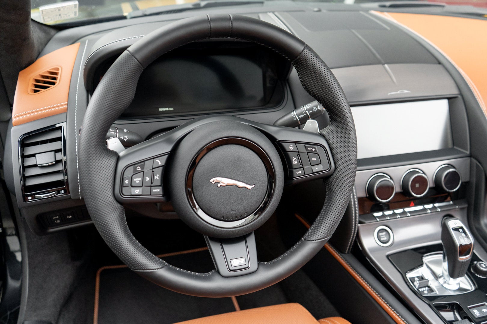 2024 Jaguar F-TYPE R75