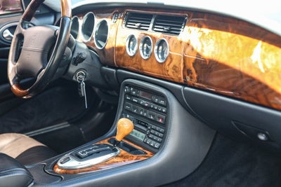 2003 Jaguar XK8 2dr Cpe XK8