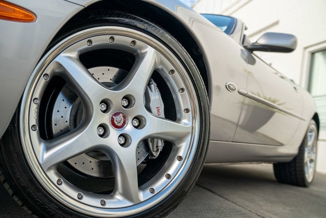 2001 Jaguar XKR Silverstone