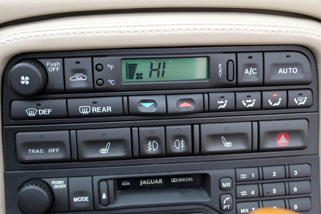 2002 Jaguar XK8 R
