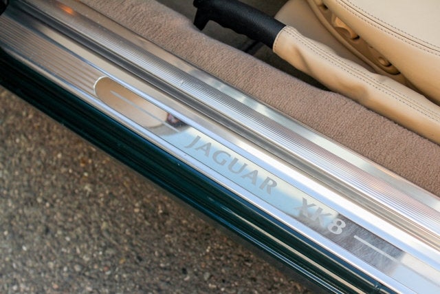 2004 Jaguar XK8 2dr Conv XK8