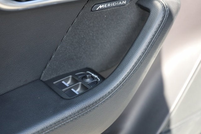 2019 Jaguar F-TYPE P300