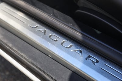 2019 Jaguar F-TYPE P300