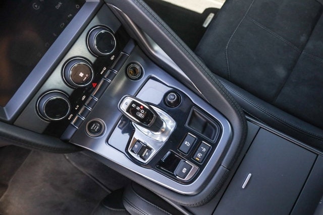 2019 Jaguar F-TYPE P300