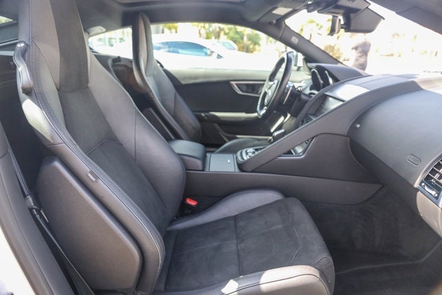 2019 Jaguar F-TYPE P300