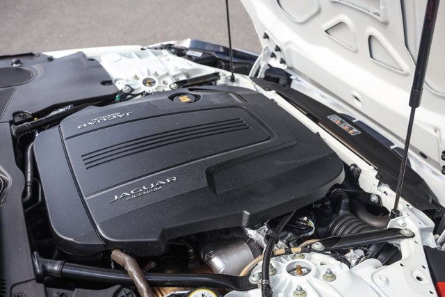 2019 Jaguar F-TYPE P300