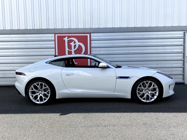2019 Jaguar F-TYPE P300