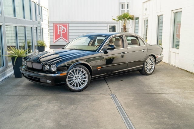2004 Jaguar XJ XJR
