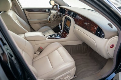 2004 Jaguar XJ XJR