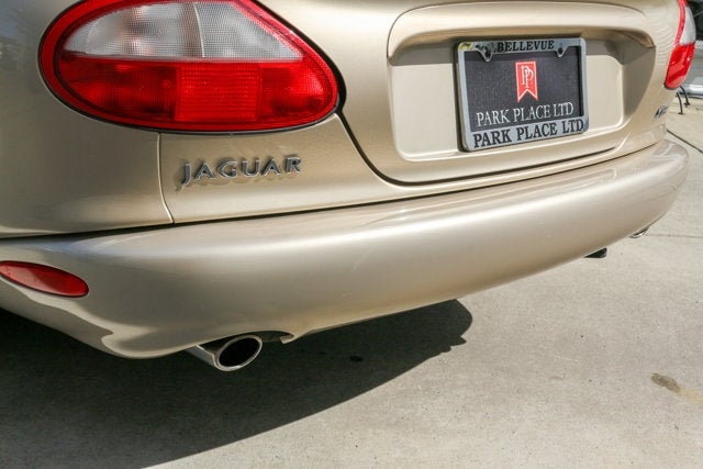 1998 Jaguar XK8 2dr Cpe