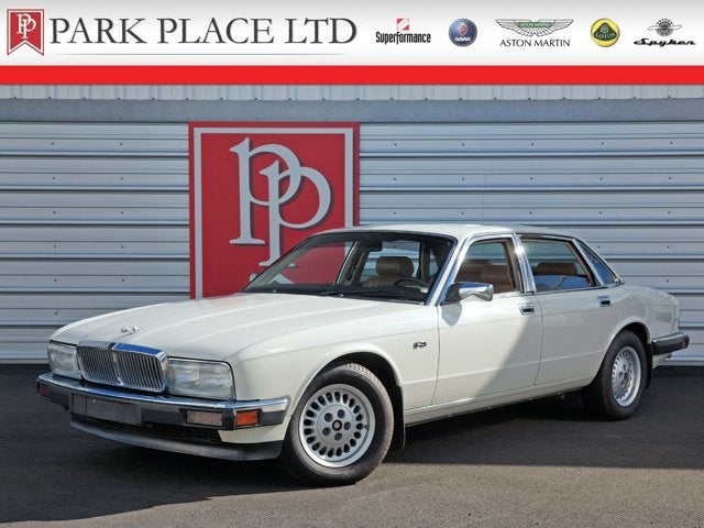 1990 Jaguar XJ6 Sovereign Sedan