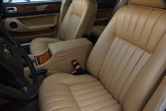 1990 Jaguar XJ6 Sovereign Sedan