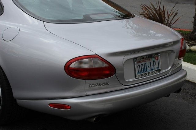 2000 Jaguar XK8 2dr Cpe
