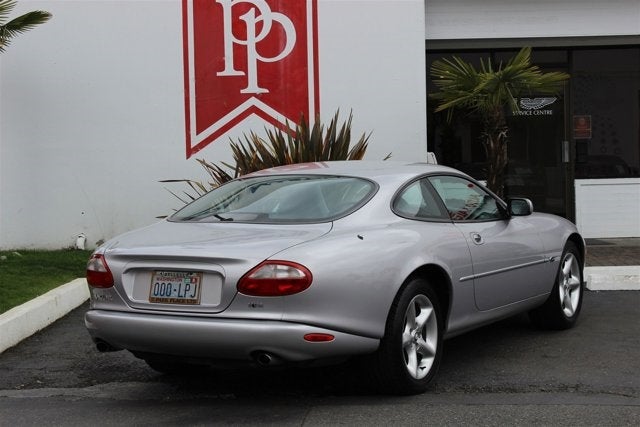 2000 Jaguar XK8 2dr Cpe
