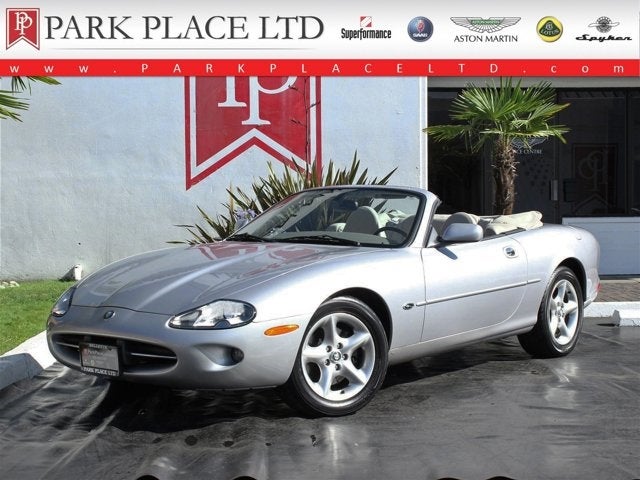 2000 Jaguar XK8 2dr Convertible