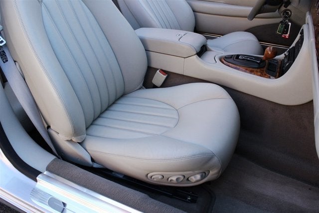 2000 Jaguar XK8 2dr Convertible