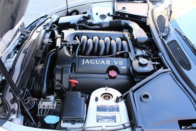 2000 Jaguar XK8 2dr Convertible