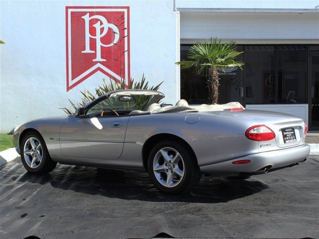 2000 Jaguar XK8 2dr Convertible