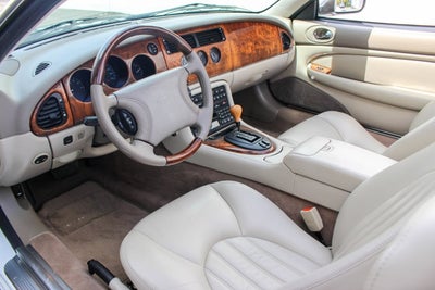 2000 Jaguar XK8 2dr Convertible