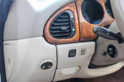 2000 Jaguar XK8 2dr Convertible