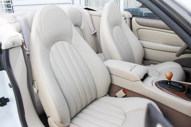 2000 Jaguar XK8 2dr Convertible