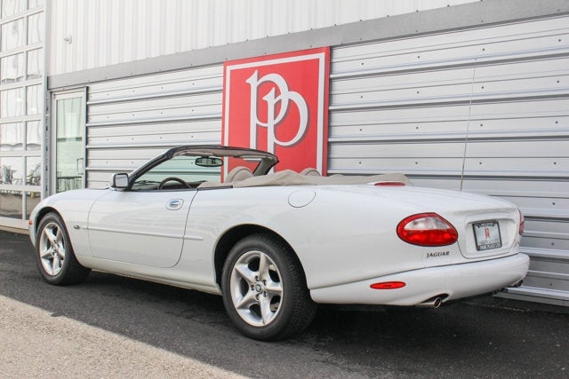 2000 Jaguar XK8 2dr Convertible