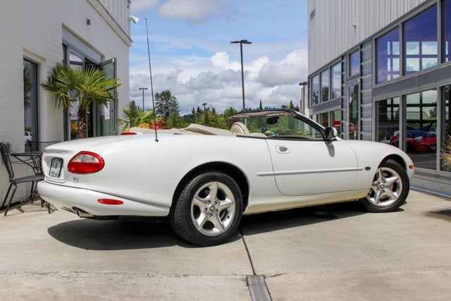 2000 Jaguar XK8 2dr Convertible
