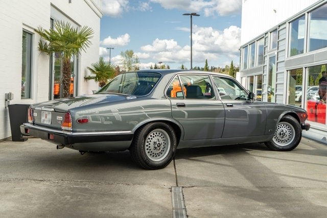 1987 Jaguar XJ12 Sovereign