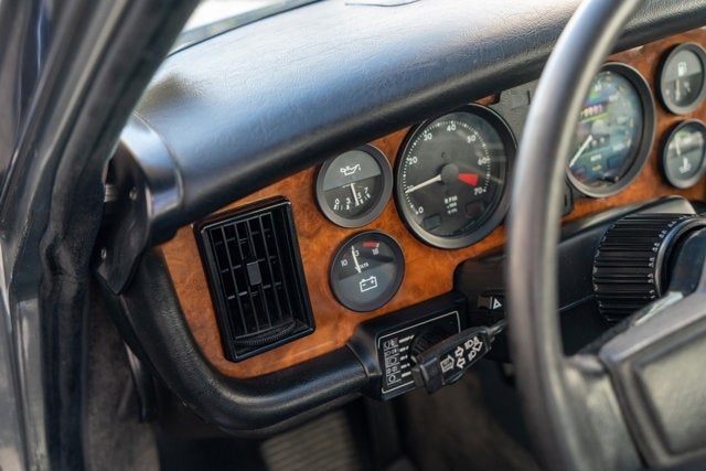 1987 Jaguar XJ12 Sovereign