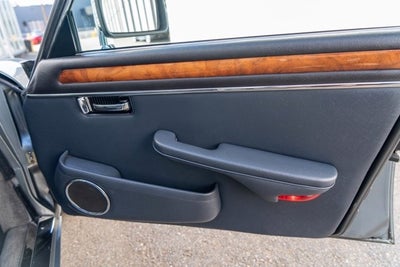 1987 Jaguar XJ12 Sovereign