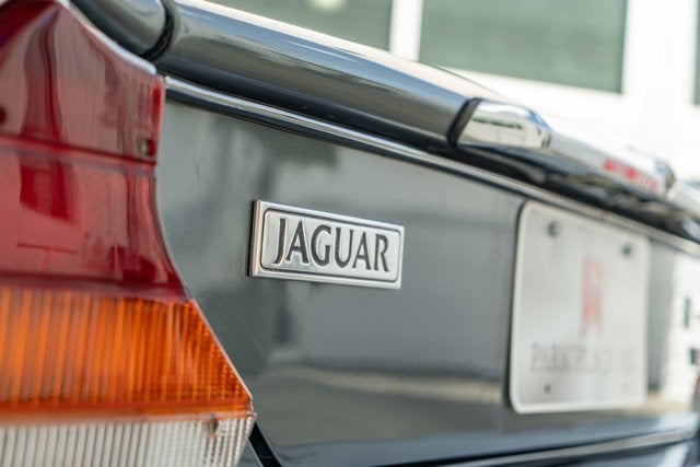 1987 Jaguar XJ12 Sovereign