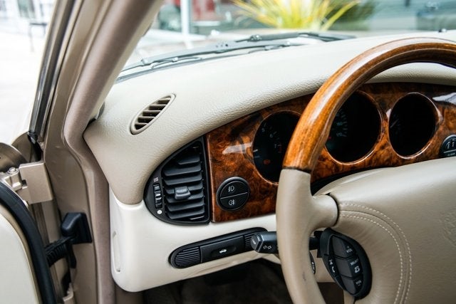 1999 Jaguar XJ Vanden Plas