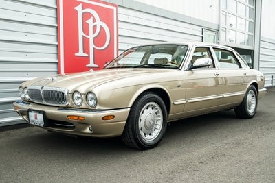 1999 Jaguar XJ Vanden Plas