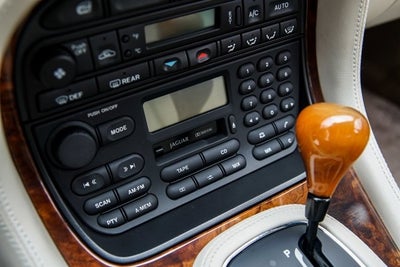 1999 Jaguar XJ Vanden Plas