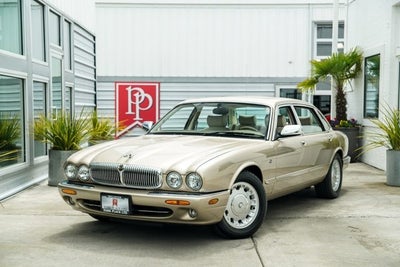 1999 Jaguar XJ Vanden Plas