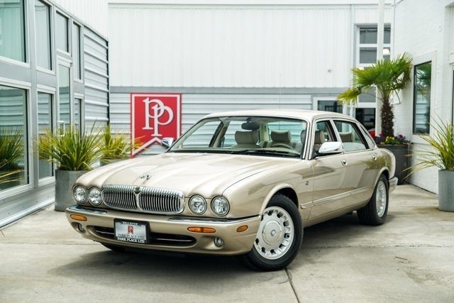 1999 Jaguar XJ Vanden Plas