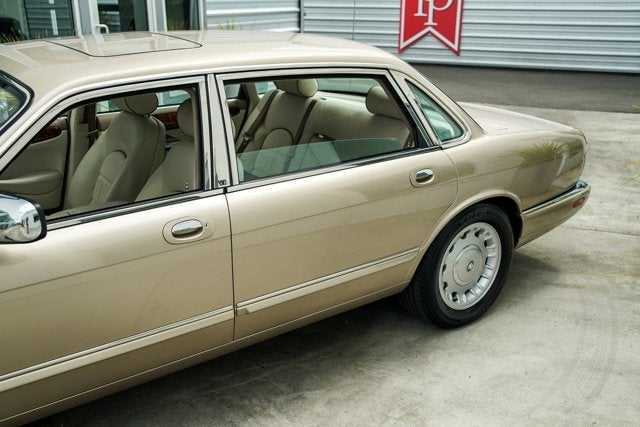1999 Jaguar XJ Vanden Plas