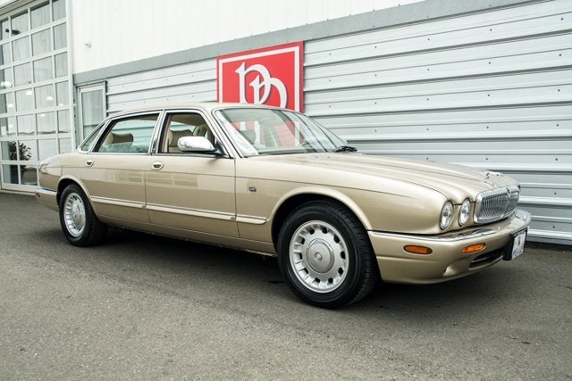 1999 Jaguar XJ Vanden Plas