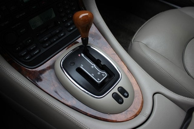 1998 Jaguar XJ8 Vanden Plas