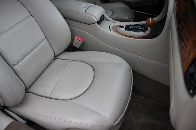 1998 Jaguar XJ8 Vanden Plas