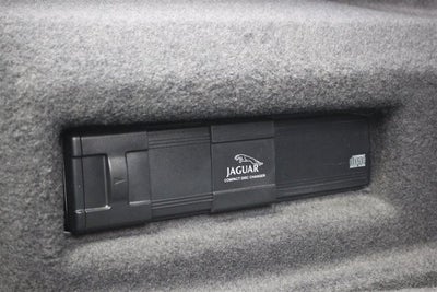 1998 Jaguar XJ8 Vanden Plas