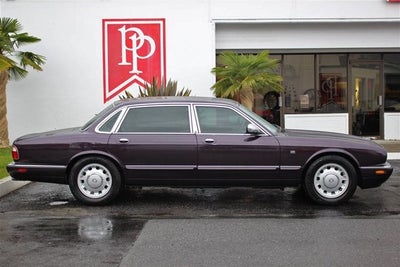 1998 Jaguar XJ8 Vanden Plas