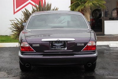 1998 Jaguar XJ8 Vanden Plas