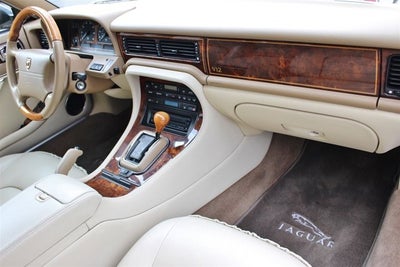1996 Jaguar XJ12 4dr Sdn 6.0L