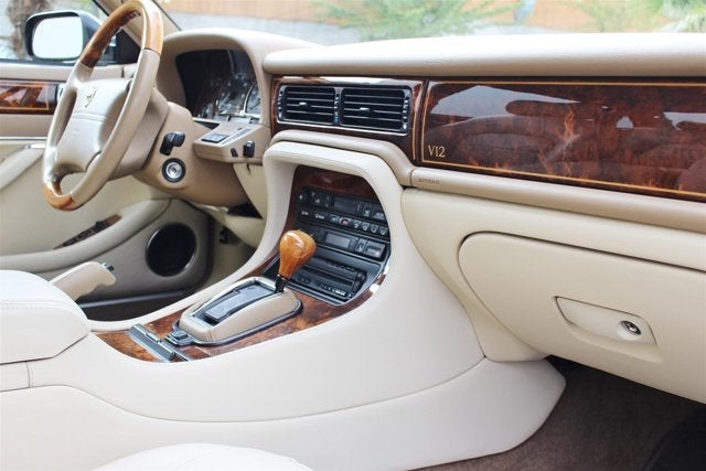 1996 Jaguar XJ12 4dr Sdn 6.0L