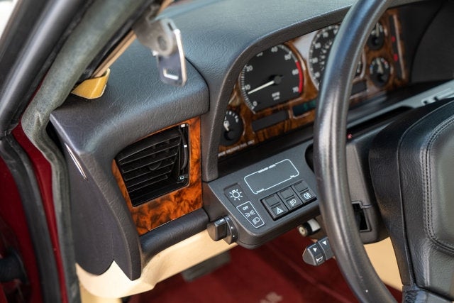 1990 Jaguar XJ Vanden Plas Majestic