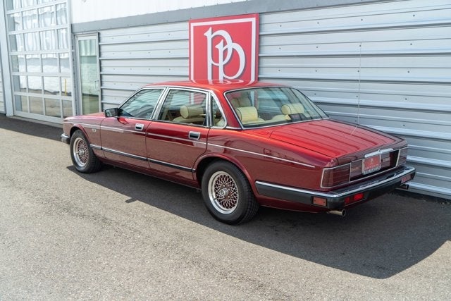 1990 Jaguar XJ Vanden Plas Majestic