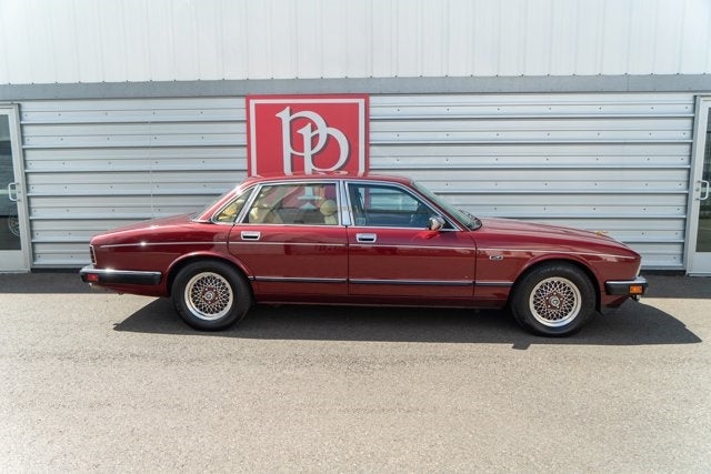 1990 Jaguar XJ Vanden Plas Majestic