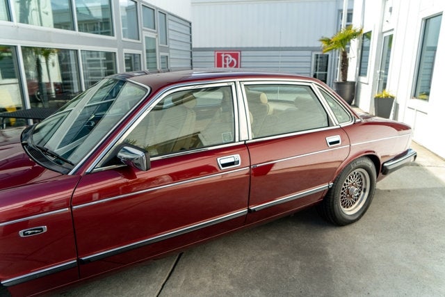 1990 Jaguar XJ Vanden Plas Majestic