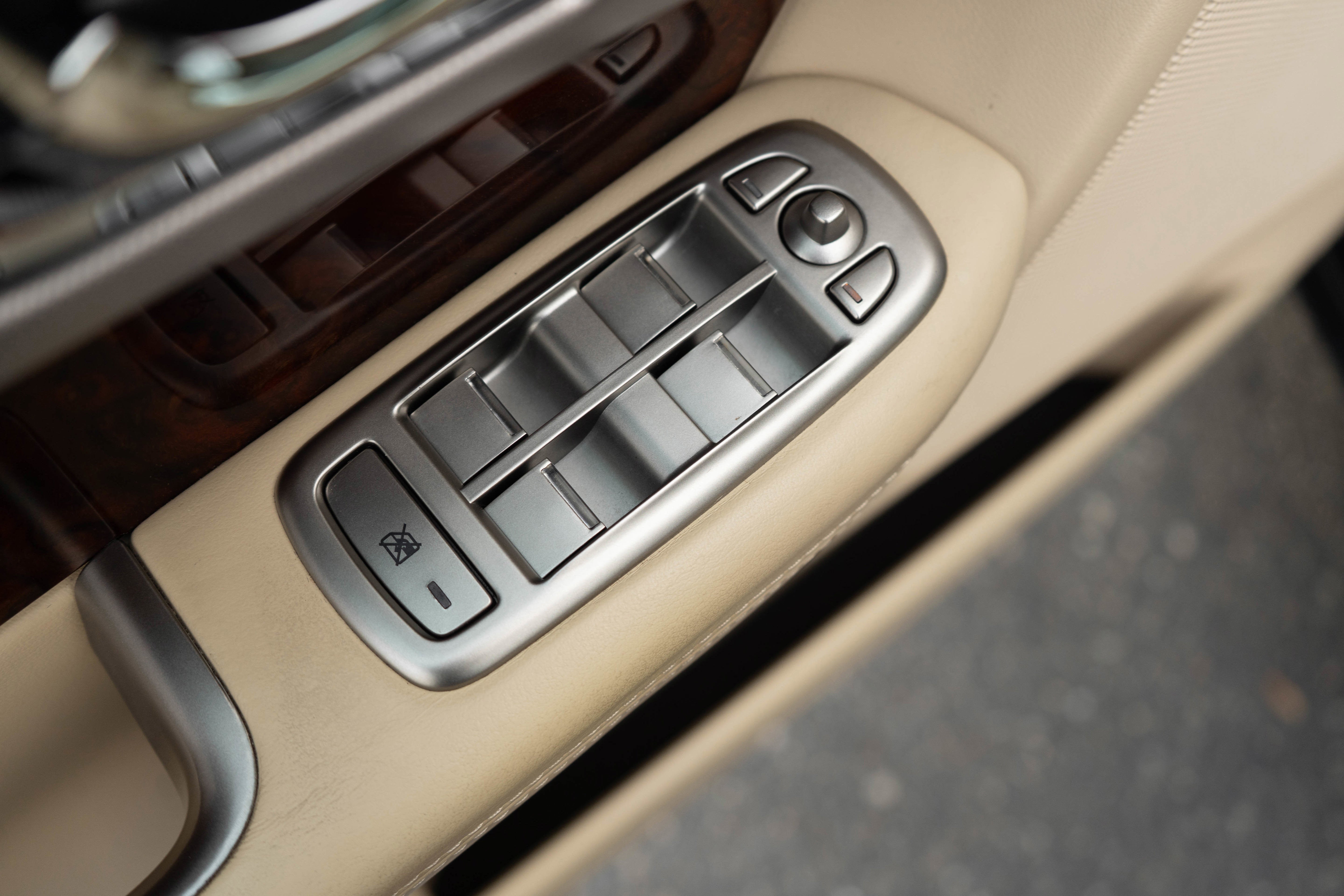 2011 Jaguar XF Portfolio
